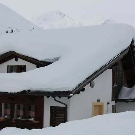 Apartment Casa Valtgeva Sedrun