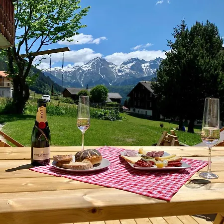 Lägenhet Casa Valtgeva
